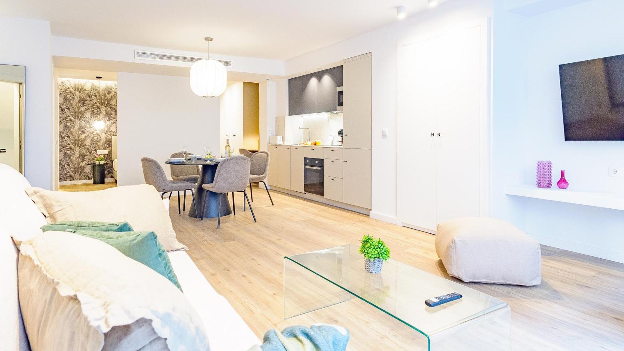 Myflats Premier Suites Аликанте Екстериор снимка
