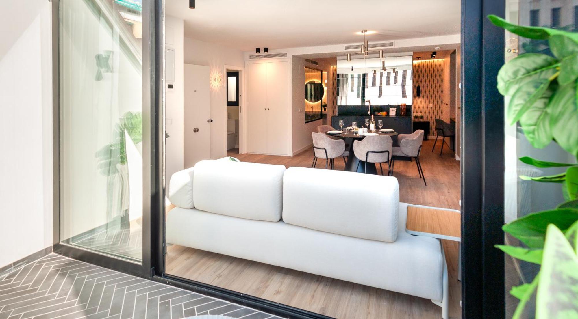 Myflats Premier Suites Аликанте Екстериор снимка
